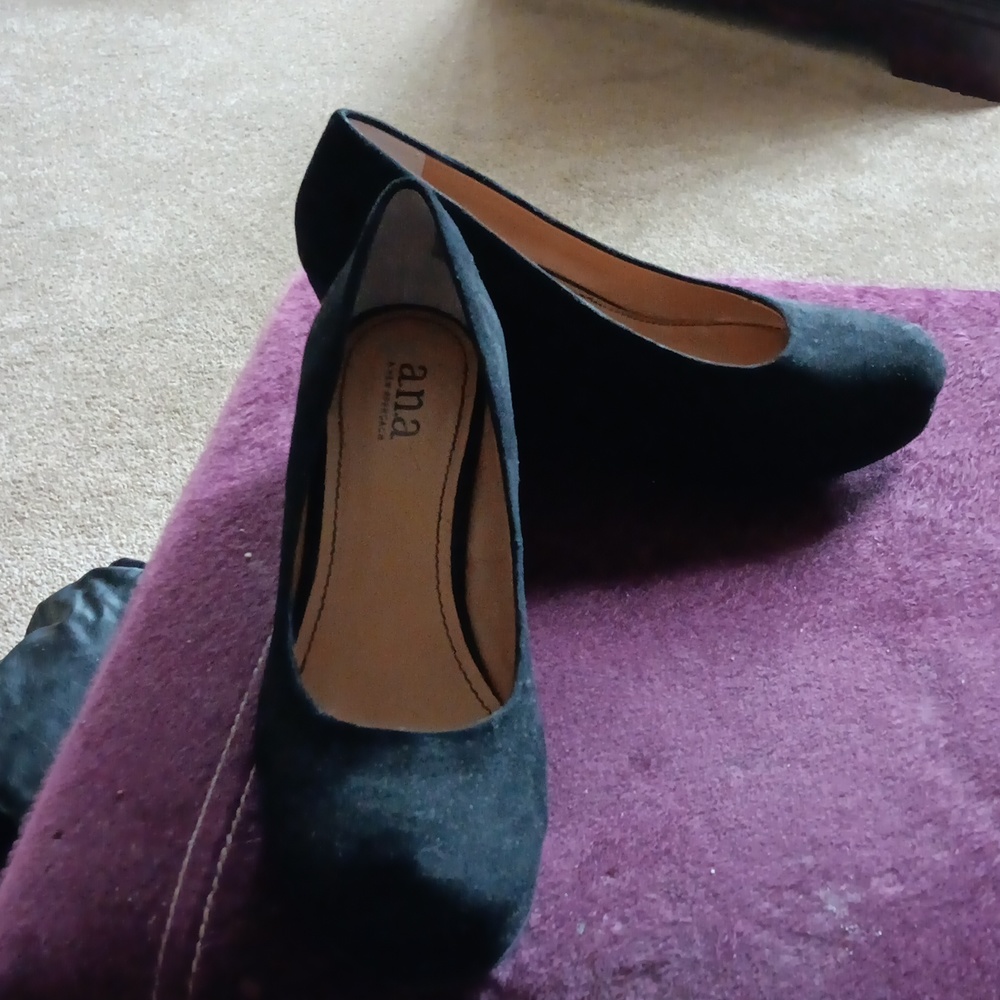 Dress shoes